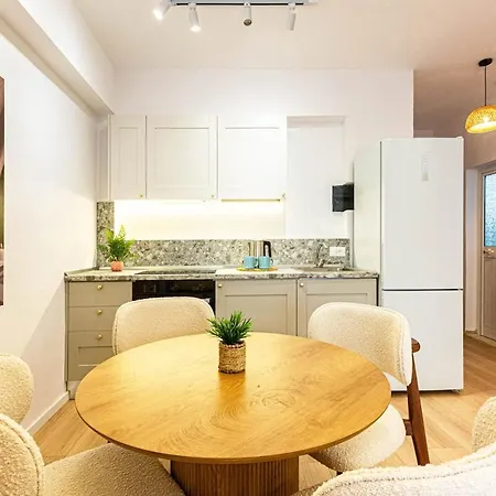 Dhermi's Icon Big 1br Ap 14 * Dhërmi